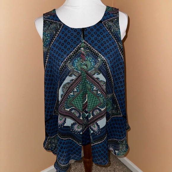 Roz & Ali Sleeveless Blouse - Picture 3 of 6